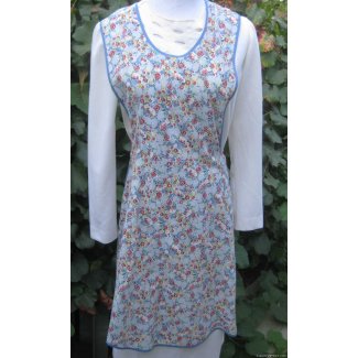vintage blue red flowers apron